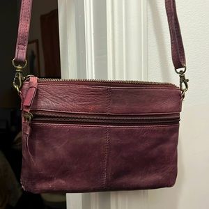 G.H. Bass Crossbody purse. Burgundy/wine color. very good used condition